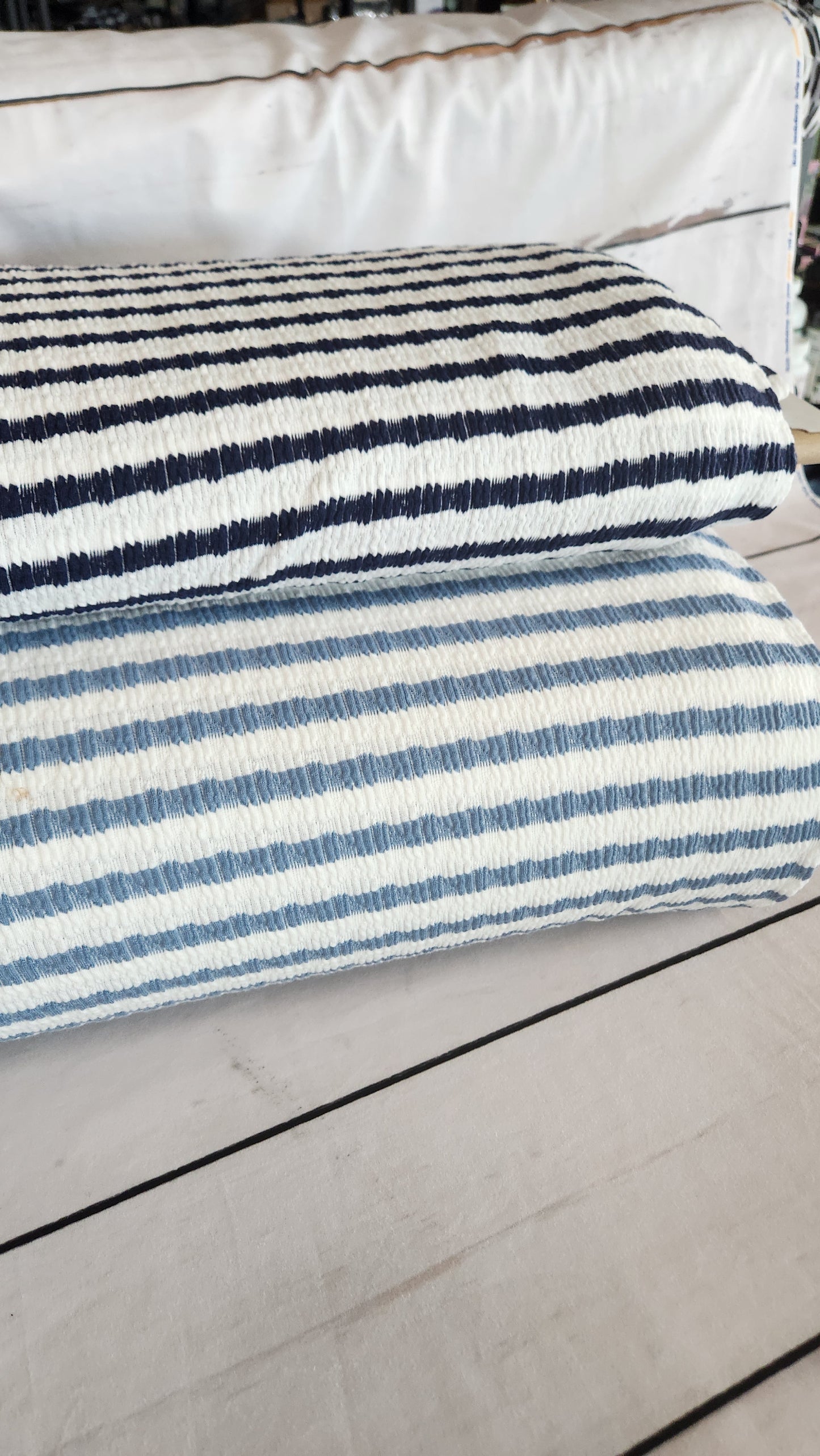 Bubble jacquard knit